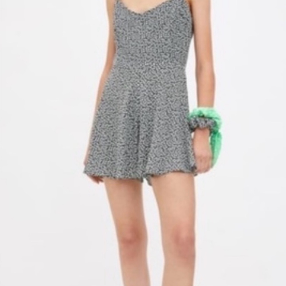 Zara Floral Ditsy Daisy Romper